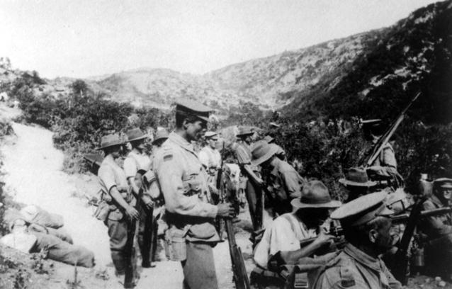 AWM_C01101_Australian_10th_Bn_Gallipoli_1915